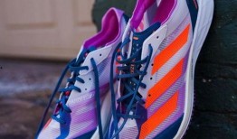 最新跑鞋爆料视频播放大全,揭秘最新爆料视频中的跑鞋大全